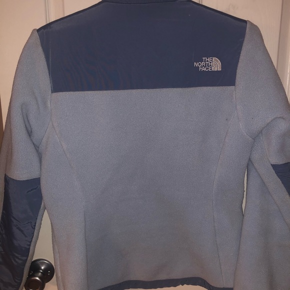 Ladies North Face Fleece - Picture 2 of 4